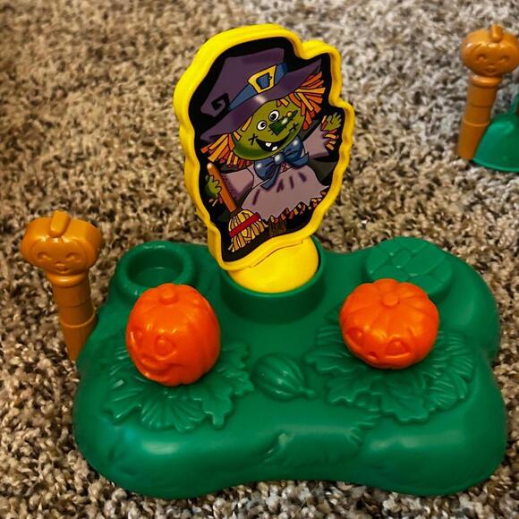 Fisher-Price Little People Halloween Pumpkin Party (NWT) - Picture 4 of 7